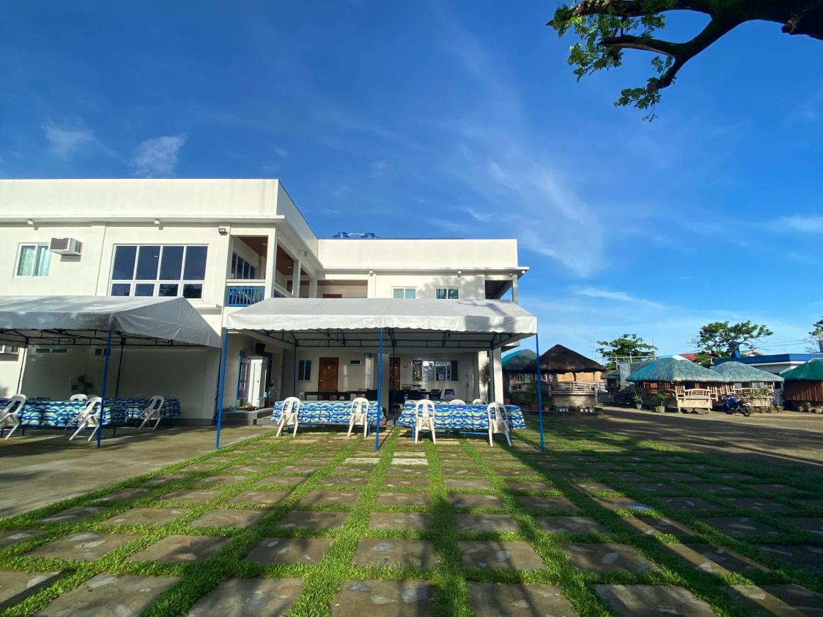 Hip Nautic Beach Resort Powered By Cocotel Lian Luaran gambar